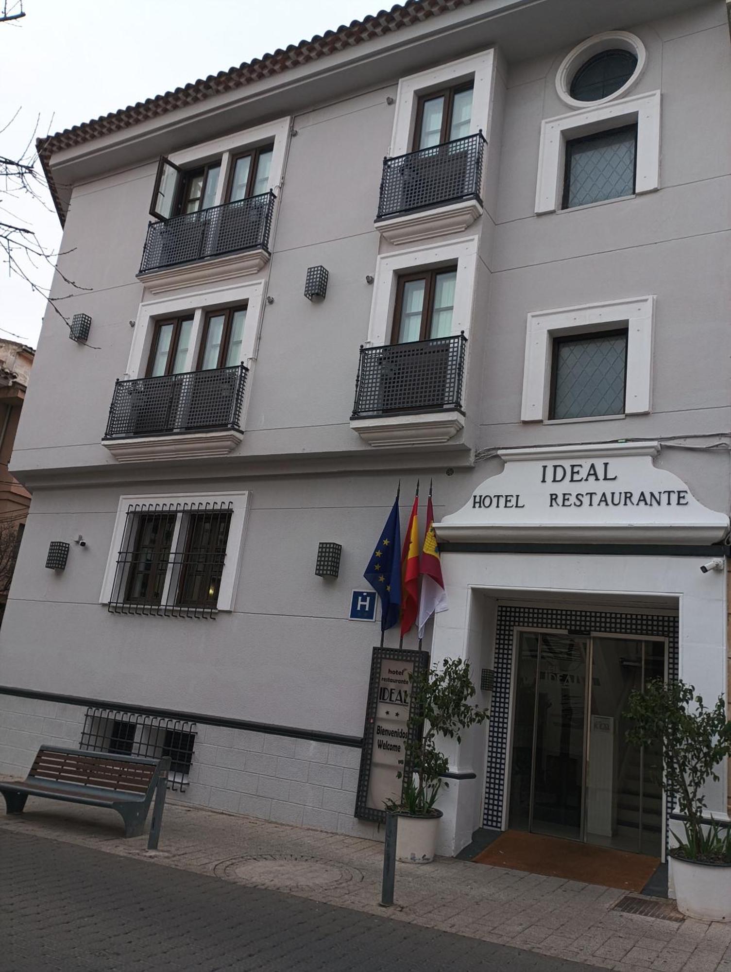 Hotel Ideal Villarrobledo Exterior foto
