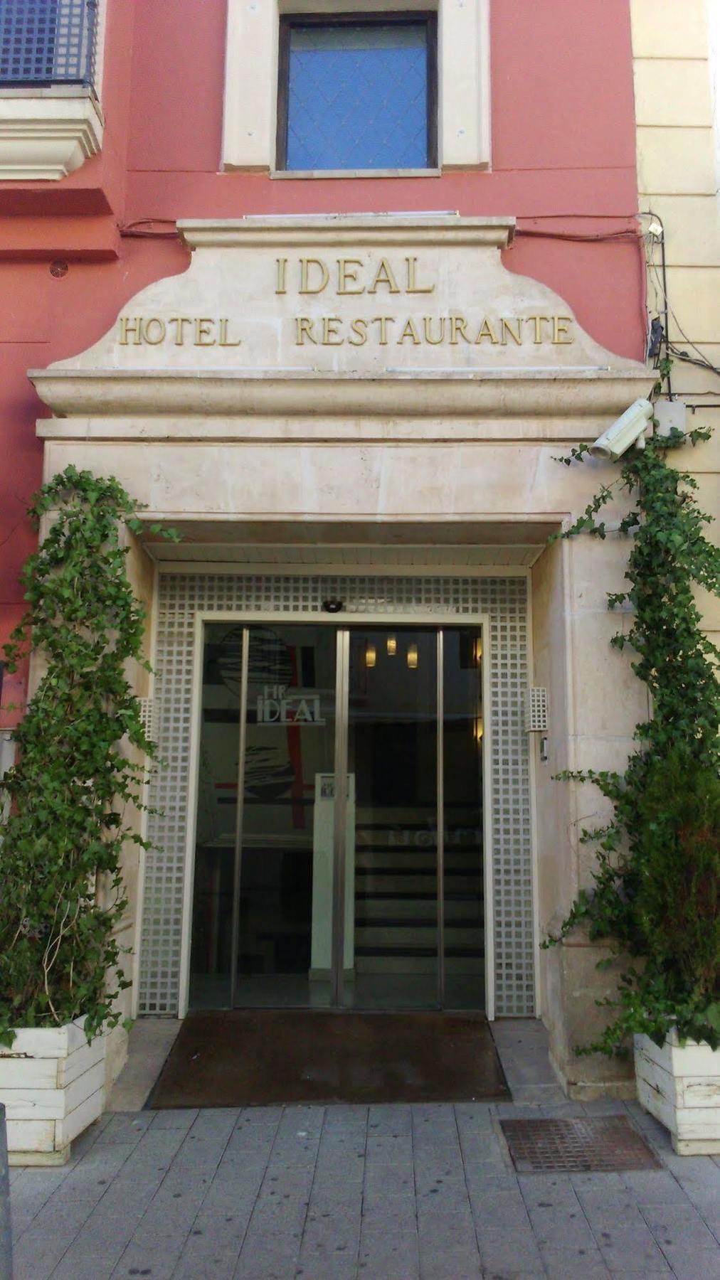 Hotel Ideal Villarrobledo Exterior foto