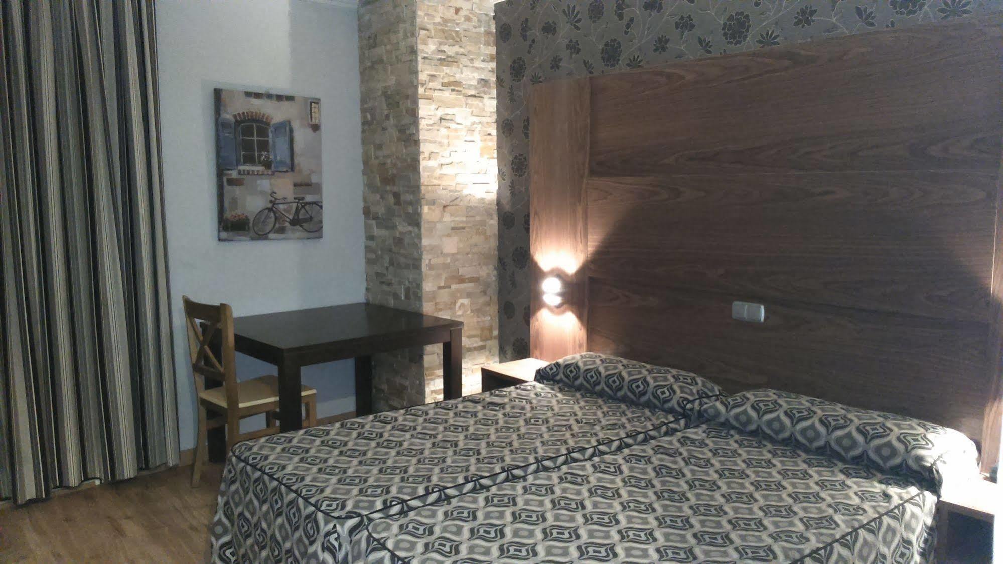 Hotel Ideal Villarrobledo Exterior foto