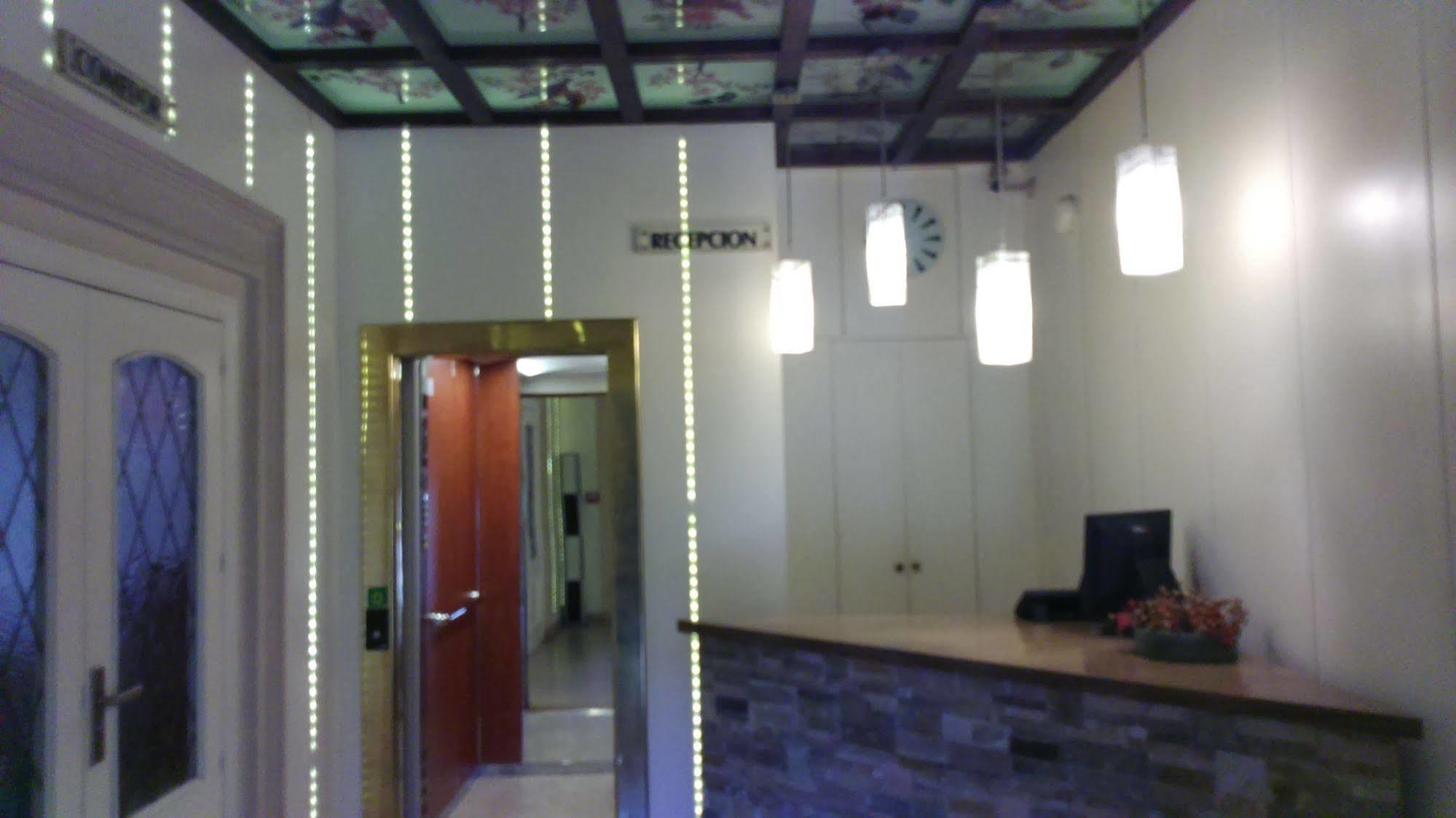 Hotel Ideal Villarrobledo Exterior foto